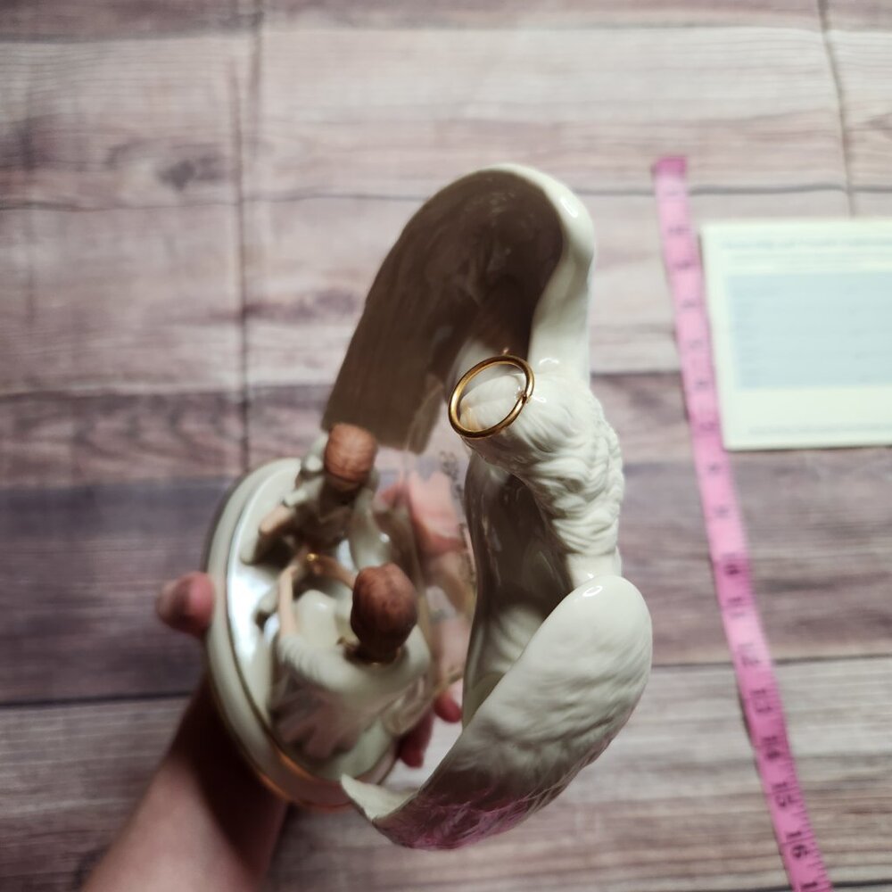 The Bradford Exchange Heavens Gentle Touch "Angel Of Love" RN Nurse Figurine - Picture 7 of 9